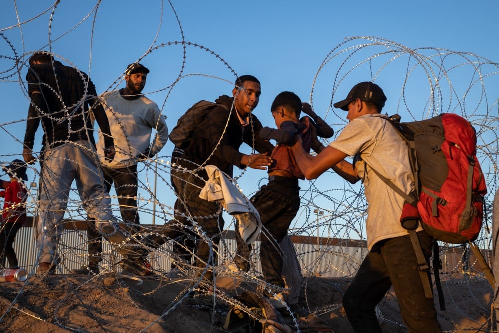 People crossing illegally into the US from Juarez, Mexico